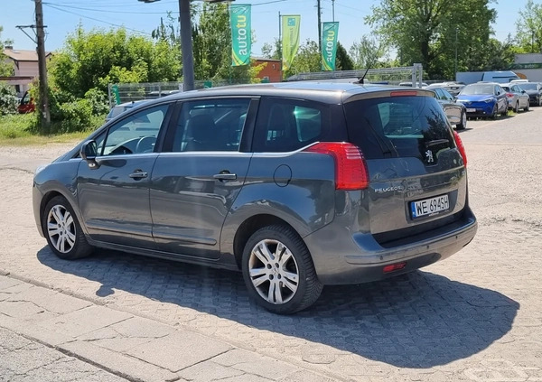 Peugeot 5008 cena 19999 przebieg: 312000, rok produkcji 2013 z Otmuchów małe 137